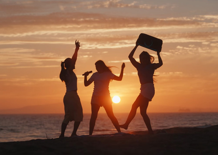 Loa di động JBL PartyBox On-The-Go 2 Plus review-5 Loa di động JBL PartyBox On-The-Go 2 Plus review-5